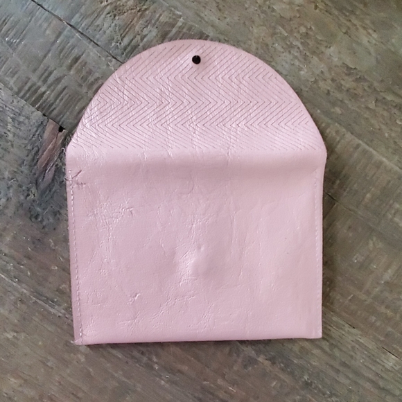 Molly M Designs Peach Envelope Pouch Wallet NEW! - Picture 5 of 6